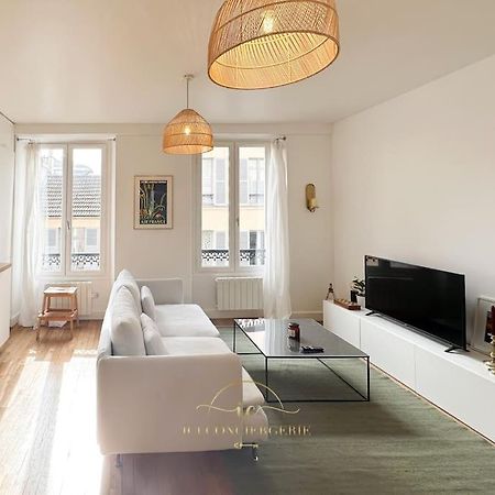 Le Petit Saint Louis Apartment Versailles Exterior foto