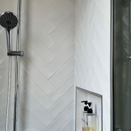 Le Petit Saint Louis Apartment Versailles Exterior foto