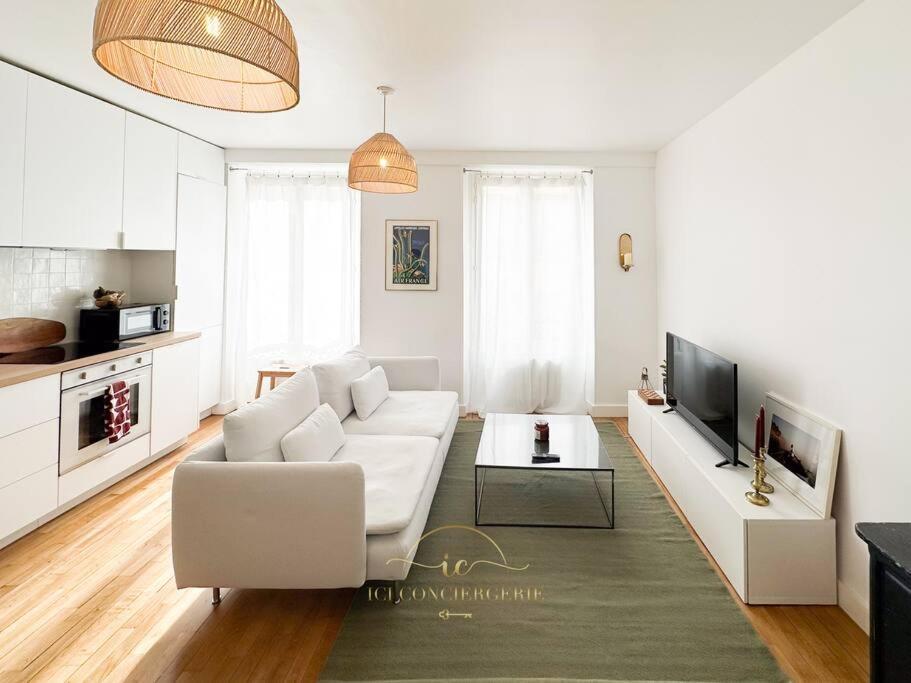 Le Petit Saint Louis Apartment Versailles Exterior foto