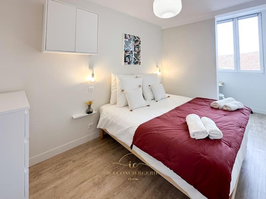Le Petit Saint Louis Apartment Versailles Exterior foto
