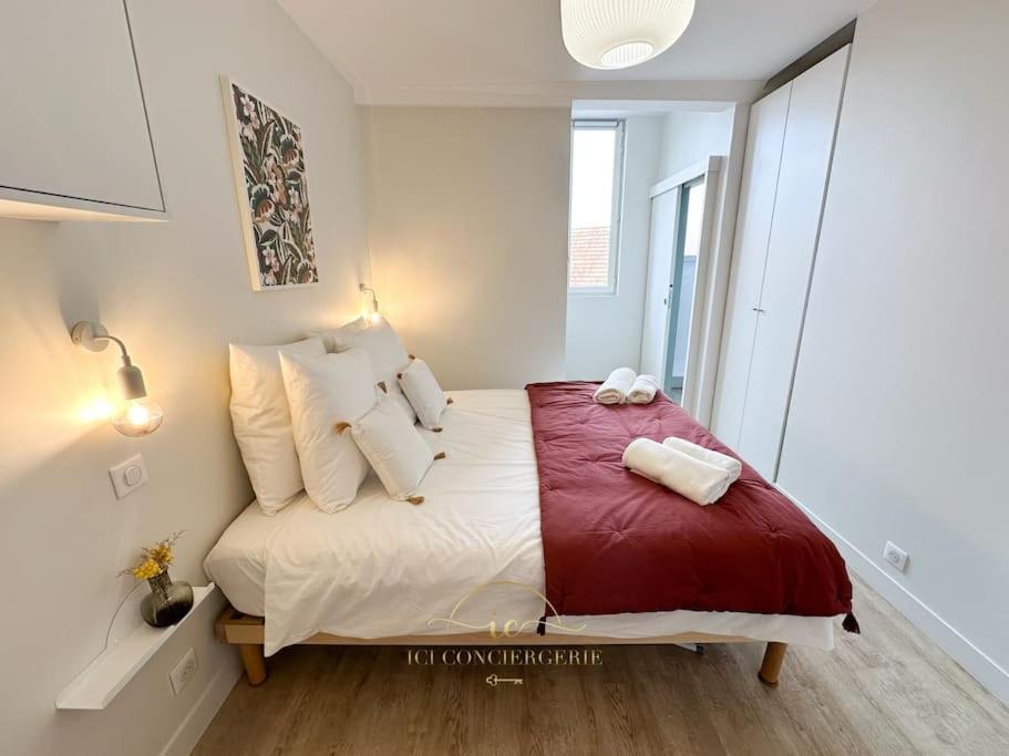 Le Petit Saint Louis Apartment Versailles Exterior foto