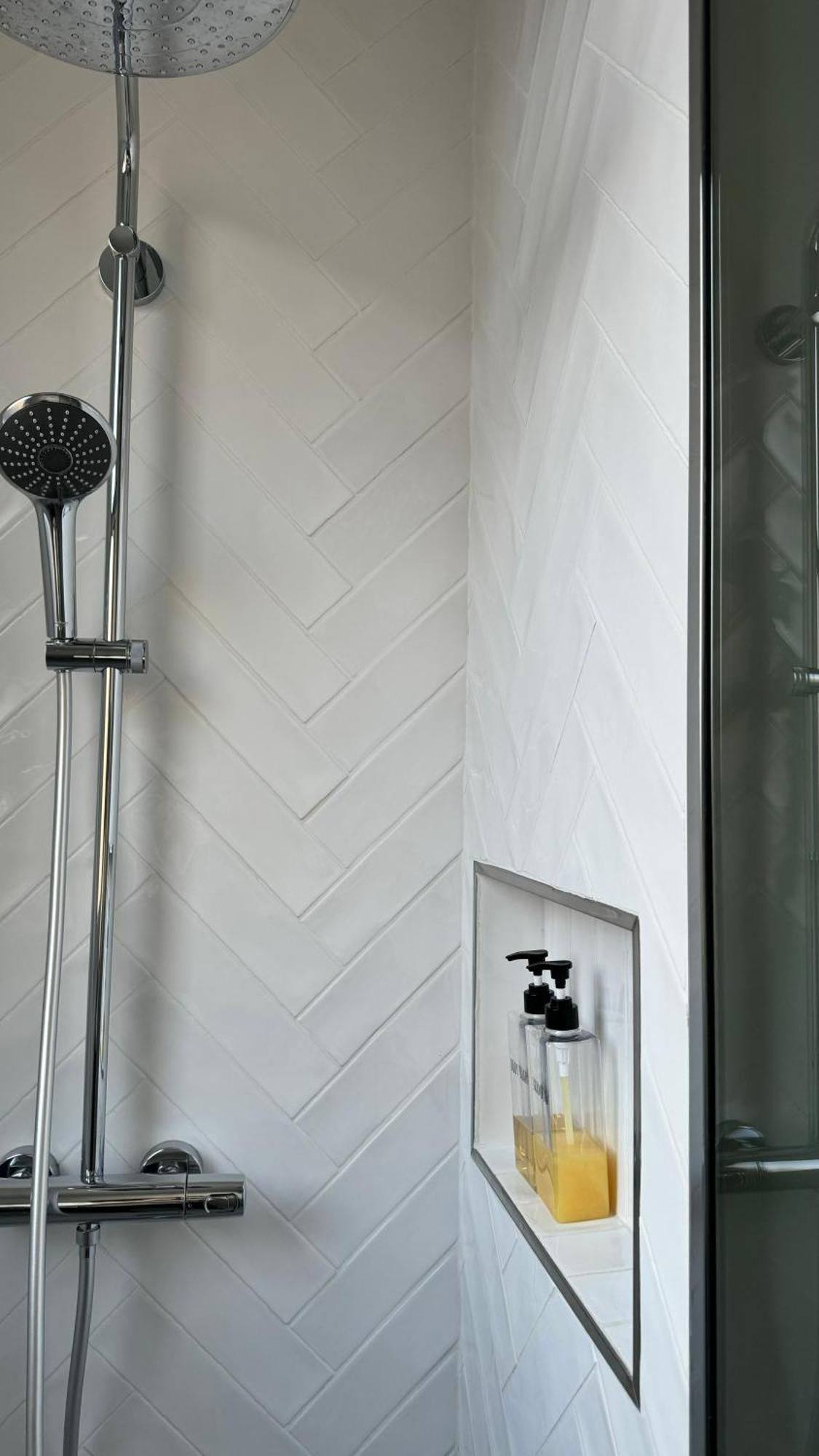 Le Petit Saint Louis Apartment Versailles Exterior foto